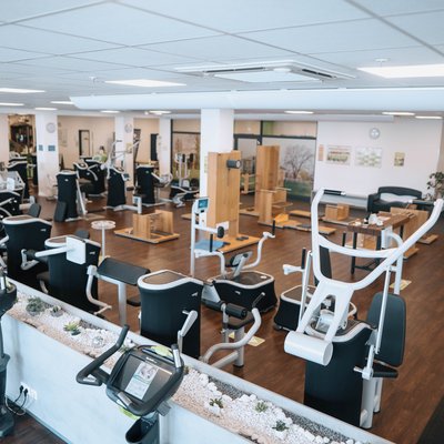 Training im Fitnessstudio von MediFit Rüsselsheim